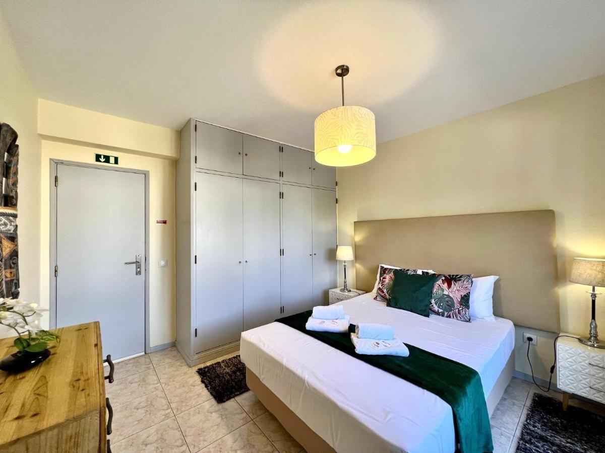 Appartamento Faro Airport Flat 6 By Homing Esterno foto