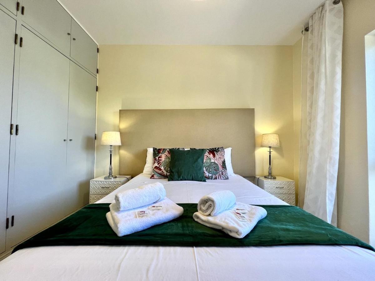 Appartamento Faro Airport Flat 6 By Homing Esterno foto