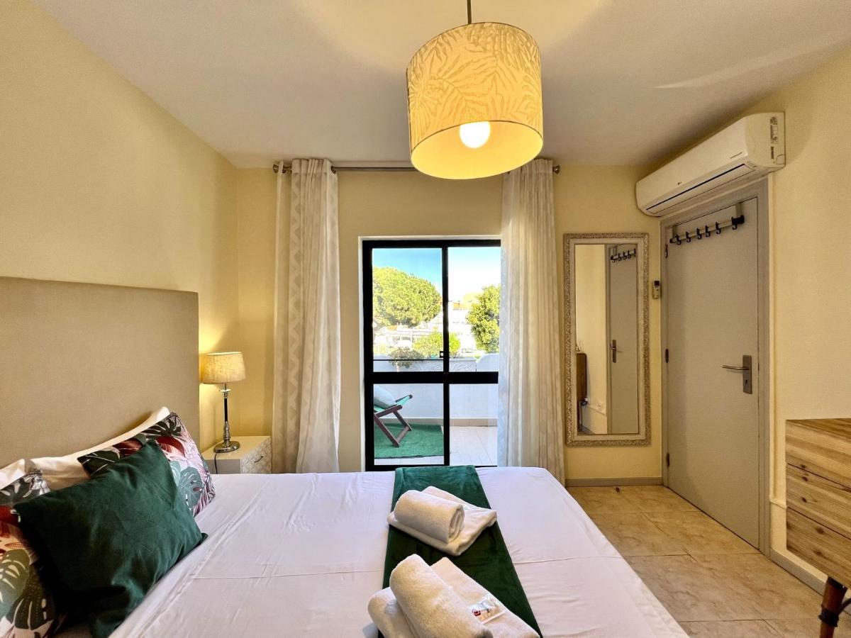 Appartamento Faro Airport Flat 6 By Homing Esterno foto